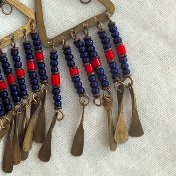 Vintage African Beaded Necklace - Picture 10 of 10